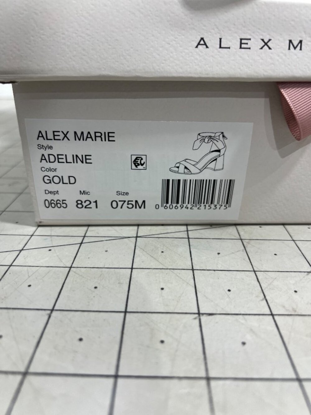 Alex Marie Adeline Gold Block Heel Women's Sandals Bow Accent Size 7.5 New - Picture 3 of 8